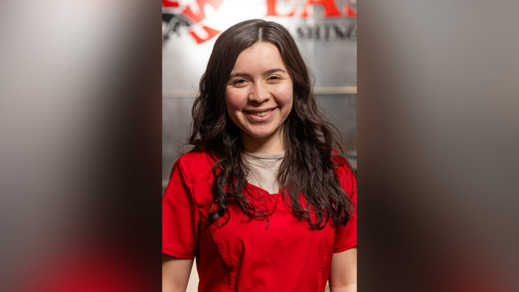 Photo of Alexana Bueno.